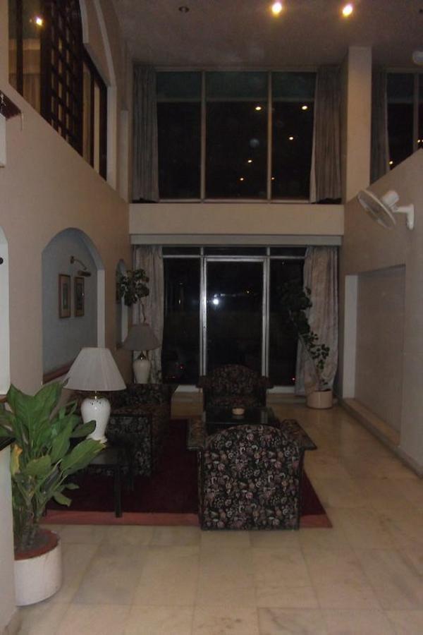 Hotel Bluehill Bhavnagar Esterno foto